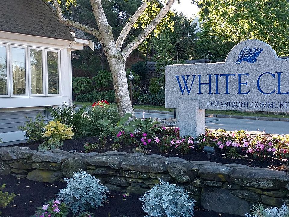 White Cliffs Country Club