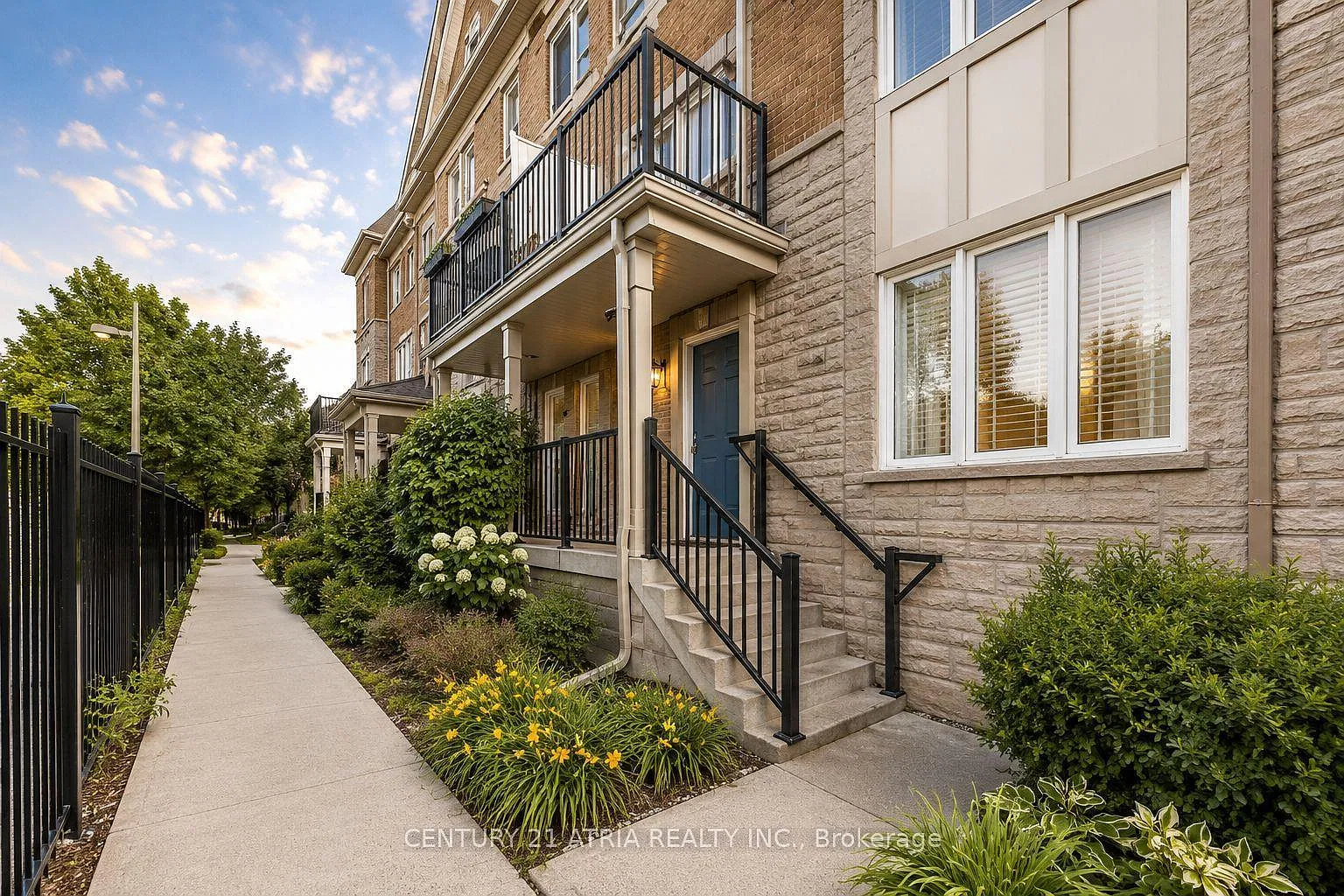 3 bed, $2,700 — Photo 3