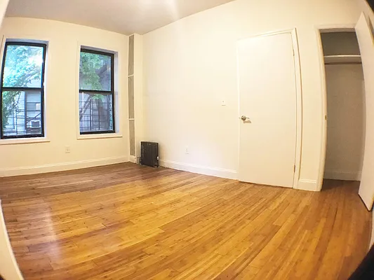 Rented by Lang Realty LLC | media 22