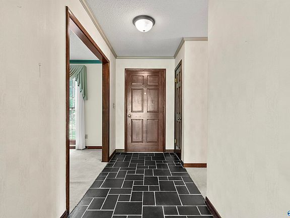 4th image of 4313 Indian Hills Rd SE