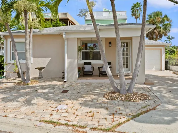 634 180th Ave E, Redington Shores, FL 33708