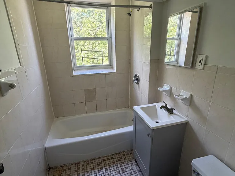 330 Mount Prospect Ave #510 — Photo 4