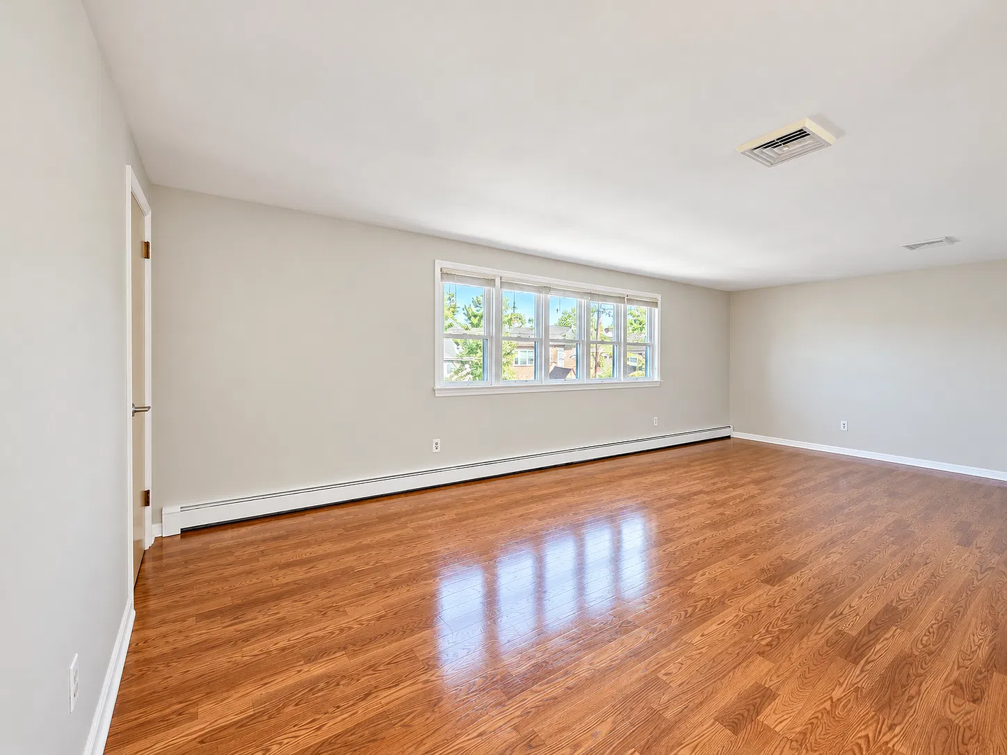 2 bed, $2,500 — Photo 3