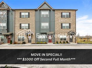 716 Elkins Dr, Lebanon, TN 37087