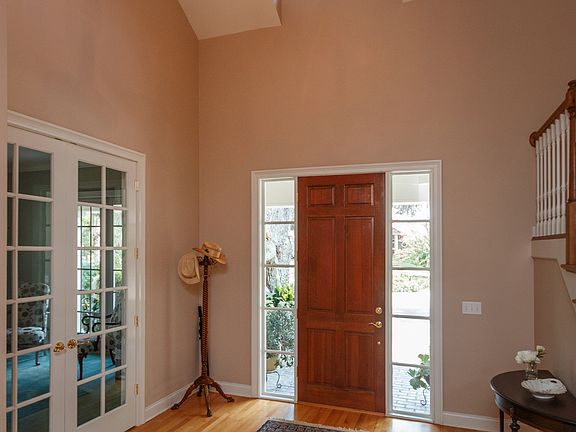 3rd image of 616 W Palm Valley Dr