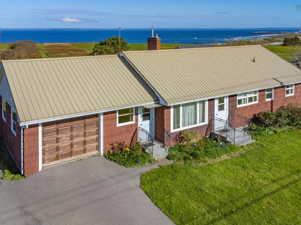 9735 Highway 1, Lower Saulnierville, NS B0W 2Z0