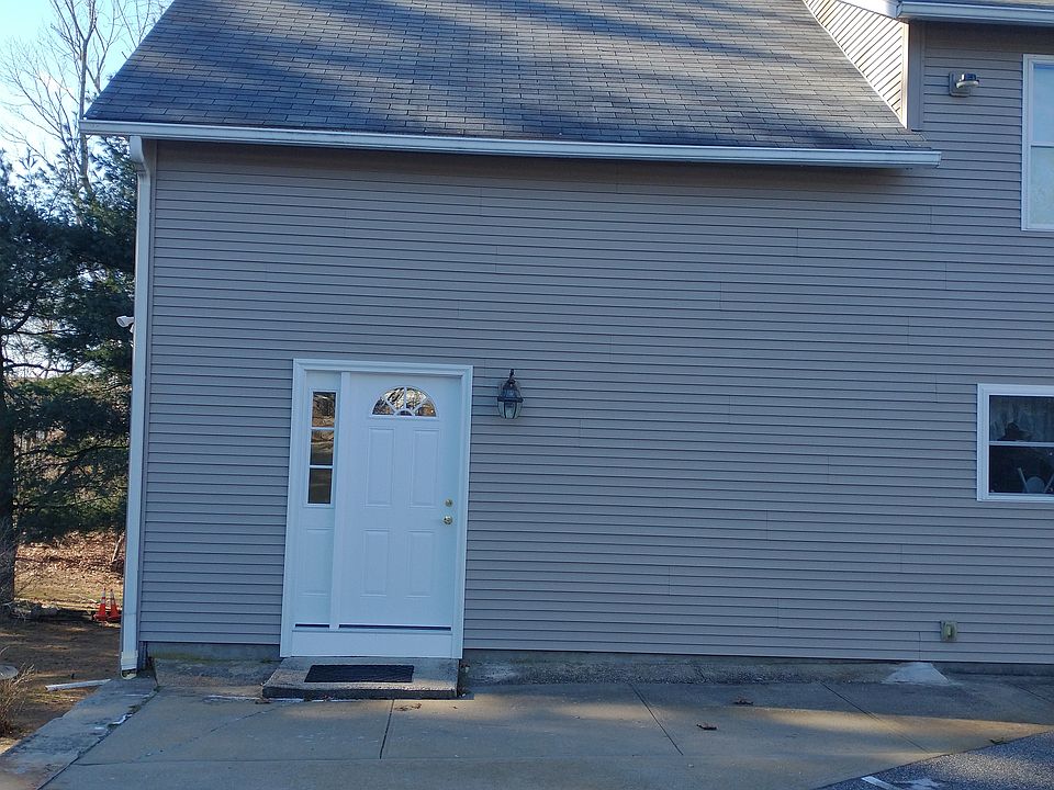 1st image of 21 Dyer St #B
