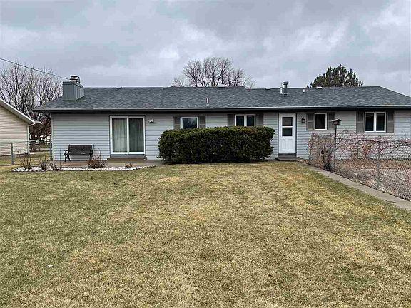 3rd image of 2921 W 2nd St