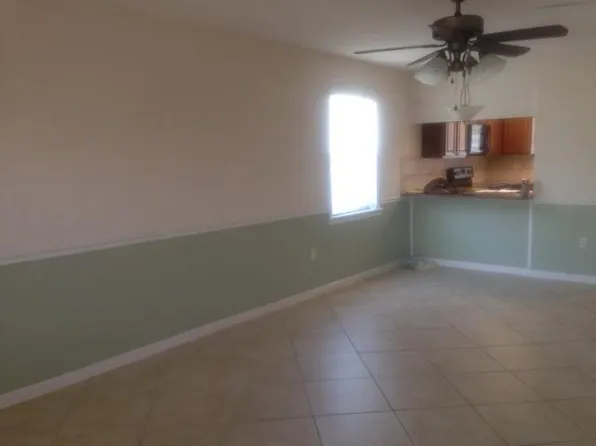 46 Boundary Blvd APT 8, Rotonda West, FL 33947