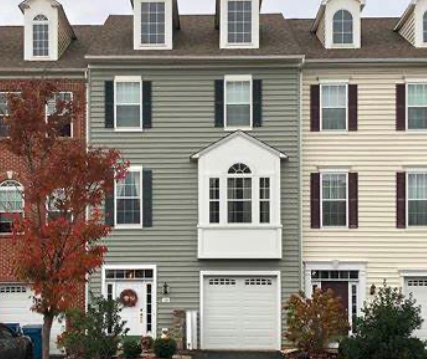 1st image of 50 Grissom Dr