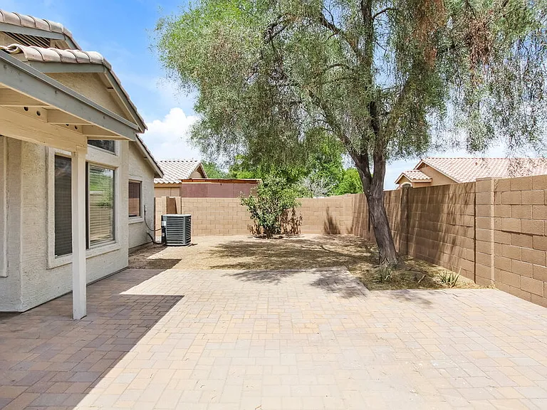 6418 W Magnolia St — Photo 15