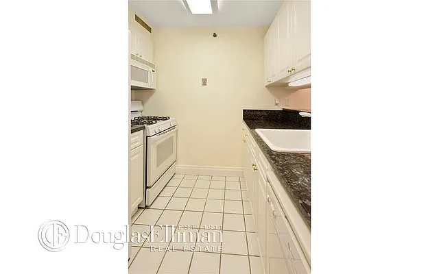 Rented by Owner | media 16