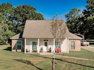 32810 Poplar Ct, Denham Springs, LA 70706