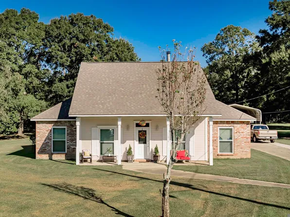 32810 Poplar Ct, Denham Springs, LA 70706