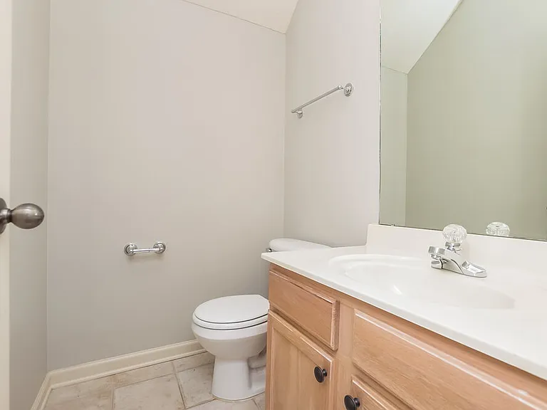 8725 Macon Rd — Photo 13