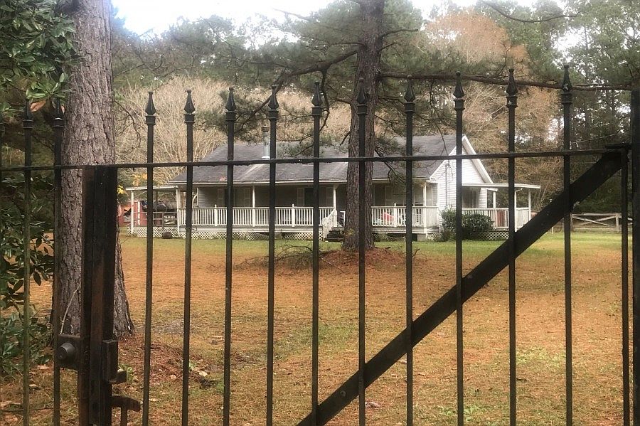 2nd image of 76176 Carrol Dr