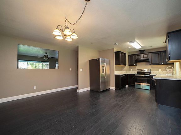 2nd image of 5801 Pecan Ave