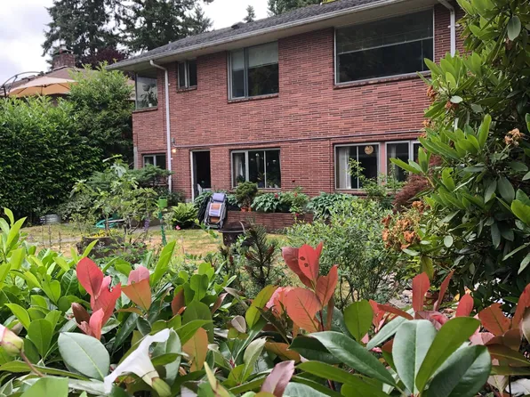 15000 Meridian Ave N, Seattle, WA 98133