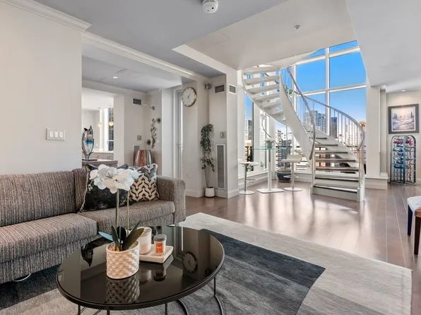 1 Nassau St Unit 2203, Boston, MA 02111