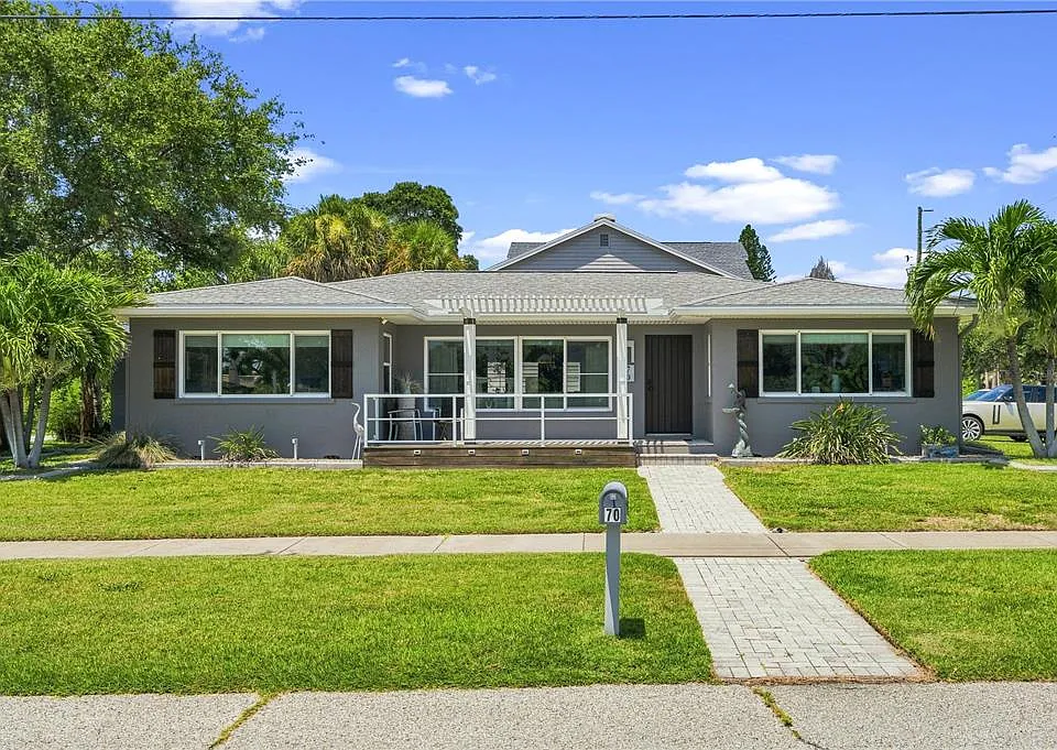 70 Gardenia St