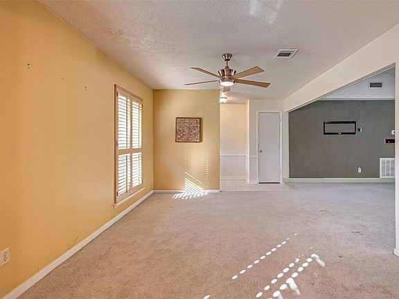 4th image of 12930 Westleigh Dr