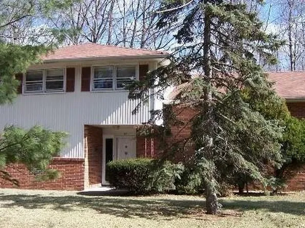 44 Laurel Ave, Livingston, NJ 07039