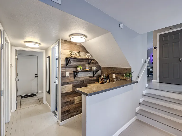 950 Elysian Dr — Photo 14