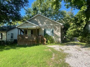 1107 N Fulbright Ave, Springfield, MO 65802