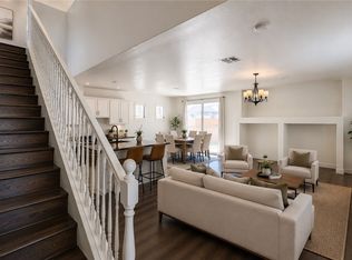 8083 Retriever Ave, Las Vegas, NV 89147