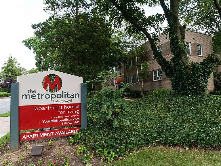 Metropolitan Bala Cynwyd — Photo 11