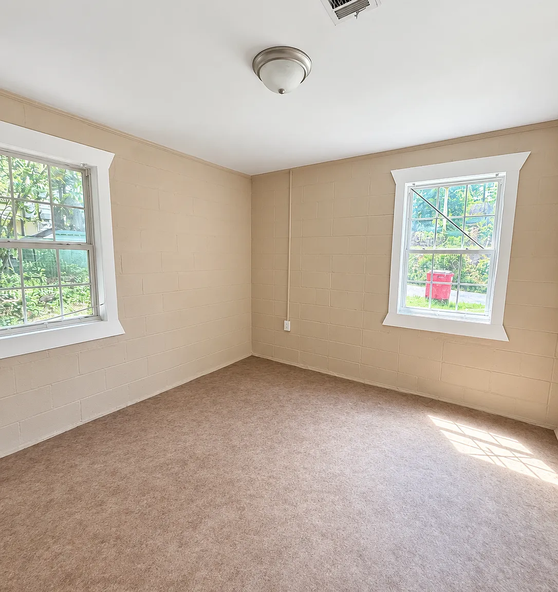 1 bed, 1.0 bath, $800 — Photo 1