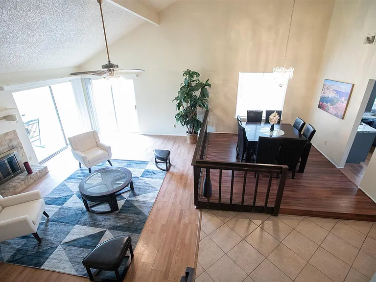 10619 Chapel Hill Dr — Photo 6