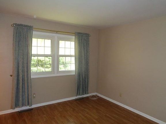 5th image of 4015 Richlyn Ct