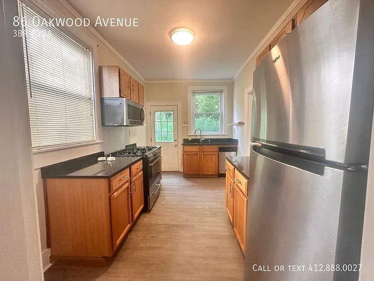 86 Oakwood Ave — Photo 11