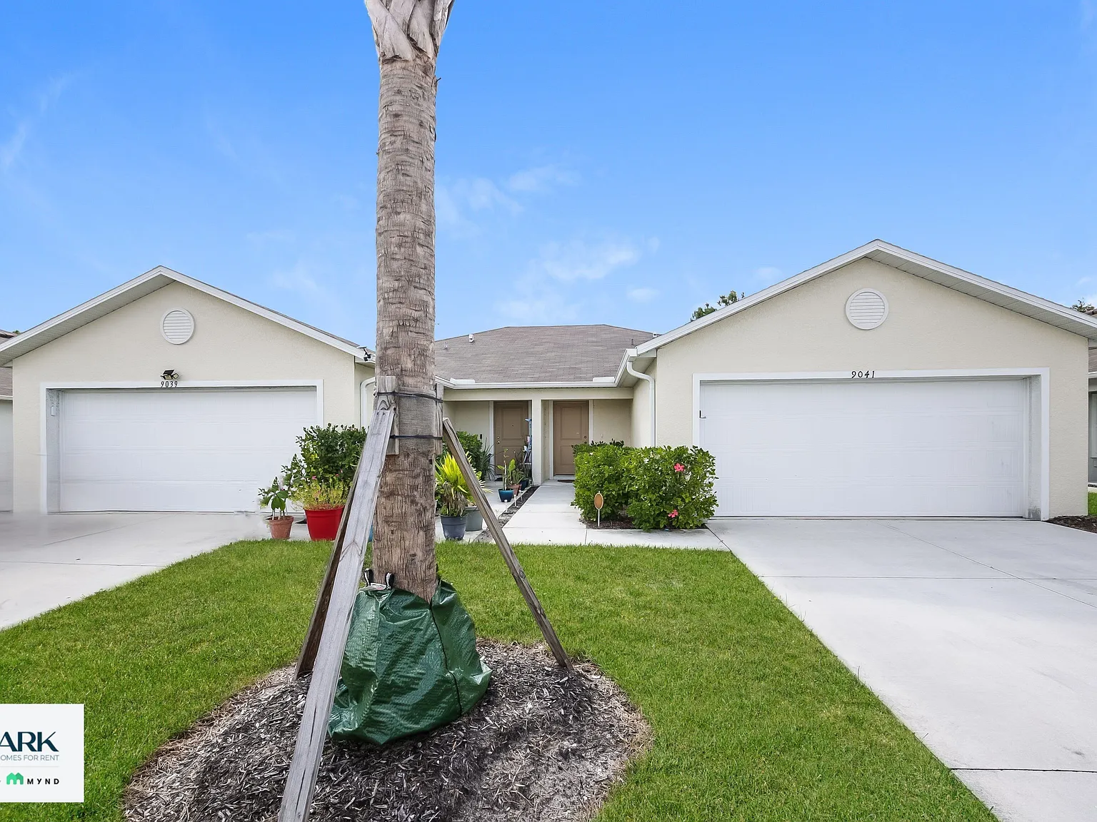 2 bed, 2.0 bath, 1120 sqft, $1,525 — Photo 3