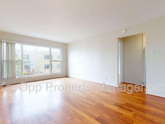 2nd image of 359 21st Ave APT 3