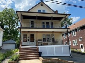 81 Newport St, Arlington, MA