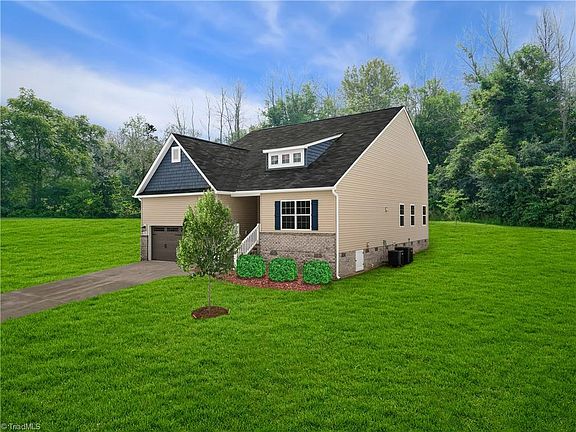 2nd image of 6407 Gardenview Rd #33