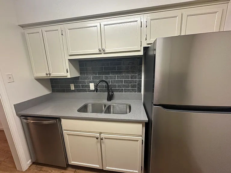 2118 Acklen Ave #51 — Photo 19