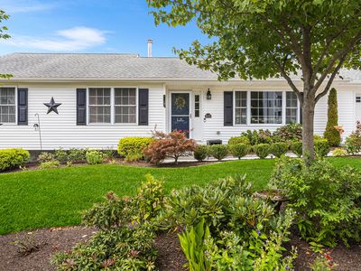 166 Wisteria Drive, Naugatuck, CT, 06770