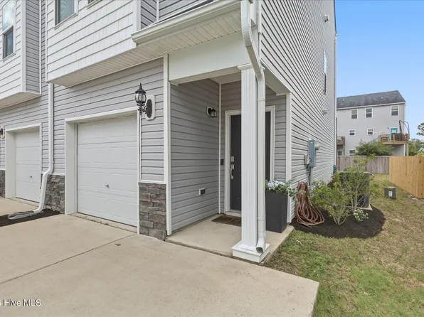806 Blanche Ave #2, Carolina Beach, NC 28428