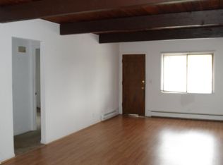 700 Bode Rd APT 4, Elgin, IL 60120