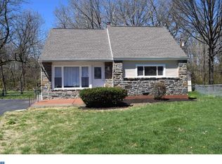 1015 Brook Ave, Secane, PA 19018