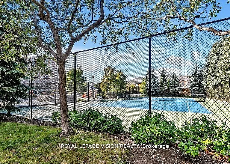 1720 Eglinton Ave E #113 — Photo 9