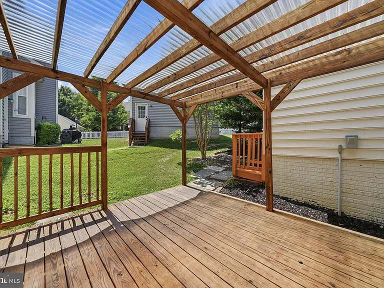 13131 Clarksburg Square Rd — Photo 45
