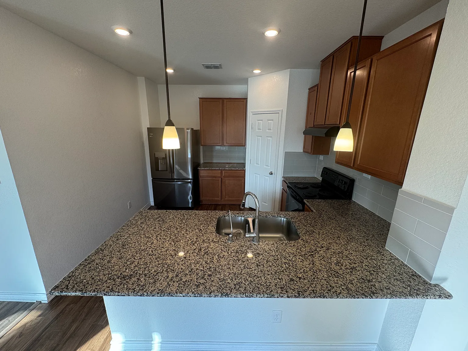 3218 Comanche Xing — Photo 4