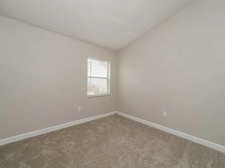 206 Kingshill Ct SE — Photo 14