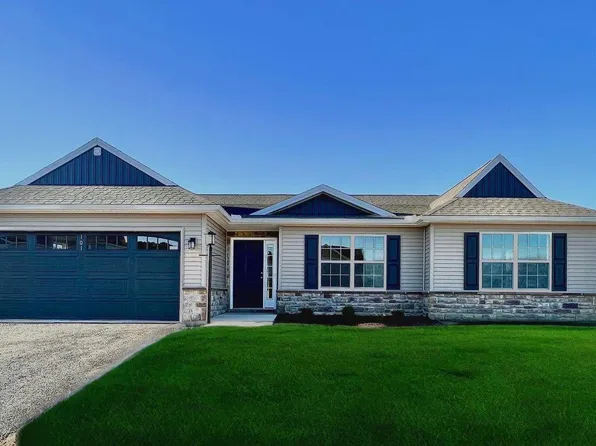 1 Gardenia Ln, Lebanon, PA 17042