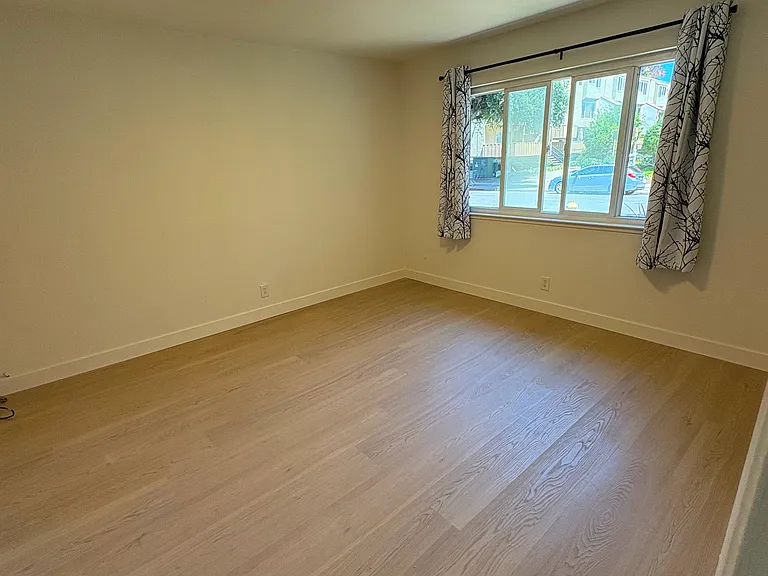 367 Auburn Way #1 — Photo 2