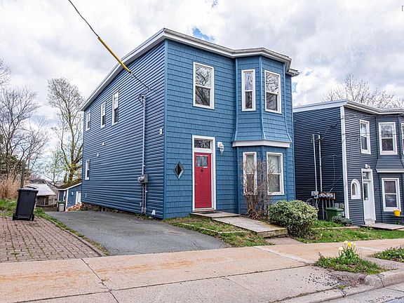 2nd image of 34 Tulip St
